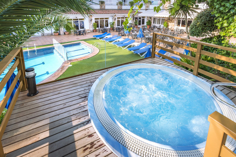 Hotel GHT Neptuno 5