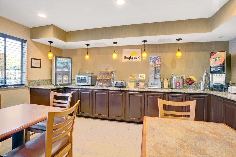 Days Inn Woodland 1