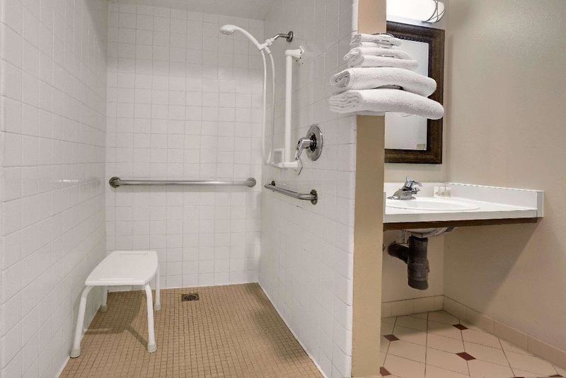 Days Inn Woodland 5