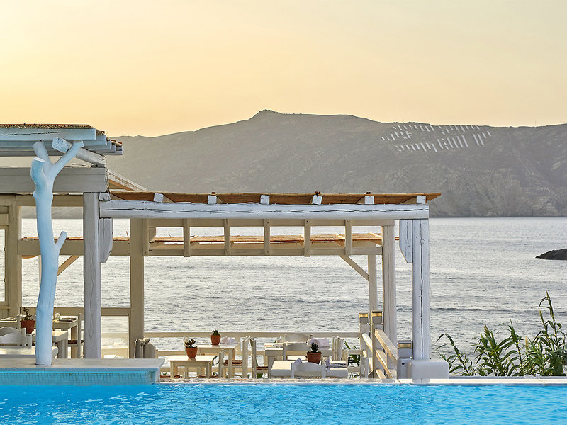 Mykonos Lolita, A Grecotel Resort to Live 7