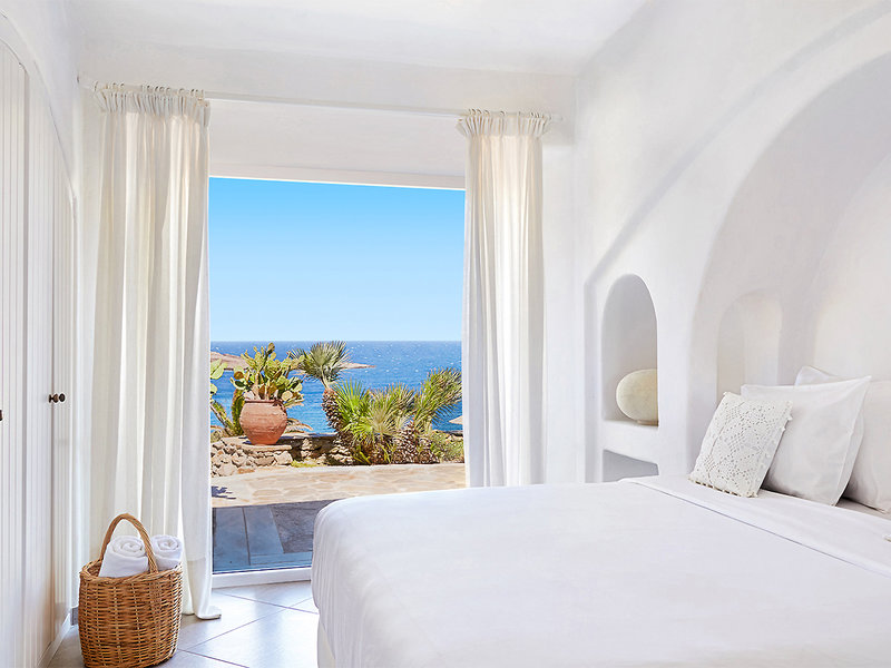 Mykonos Lolita, A Grecotel Resort to Live 10