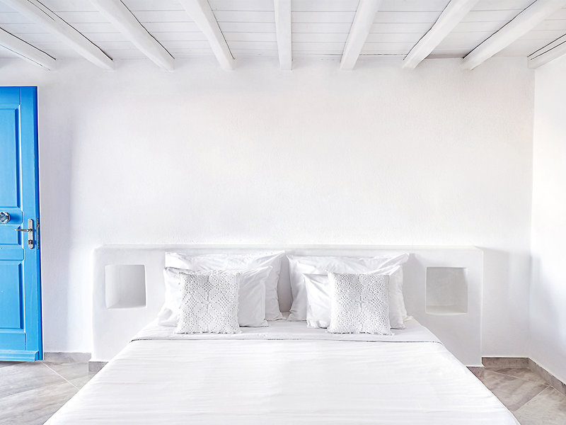 Mykonos Lolita, A Grecotel Resort to Live 11