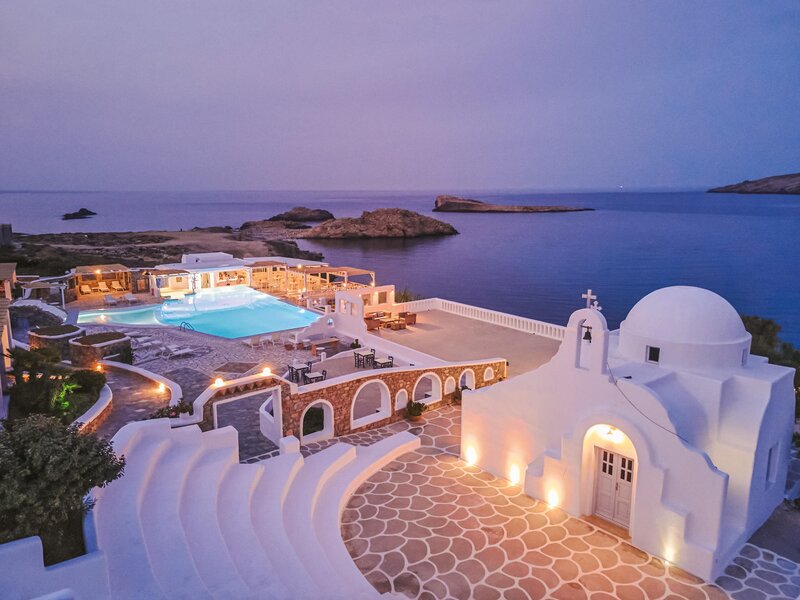 Mykonos Lolita, A Grecotel Resort to Live 21