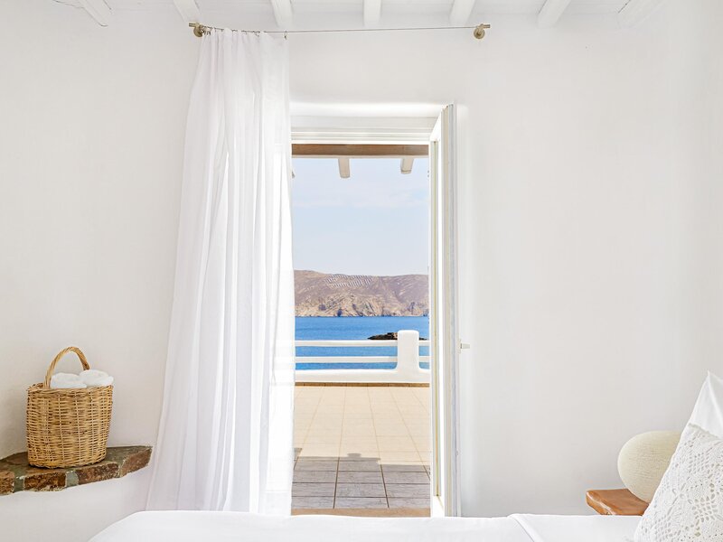 Mykonos Lolita, A Grecotel Resort to Live 41