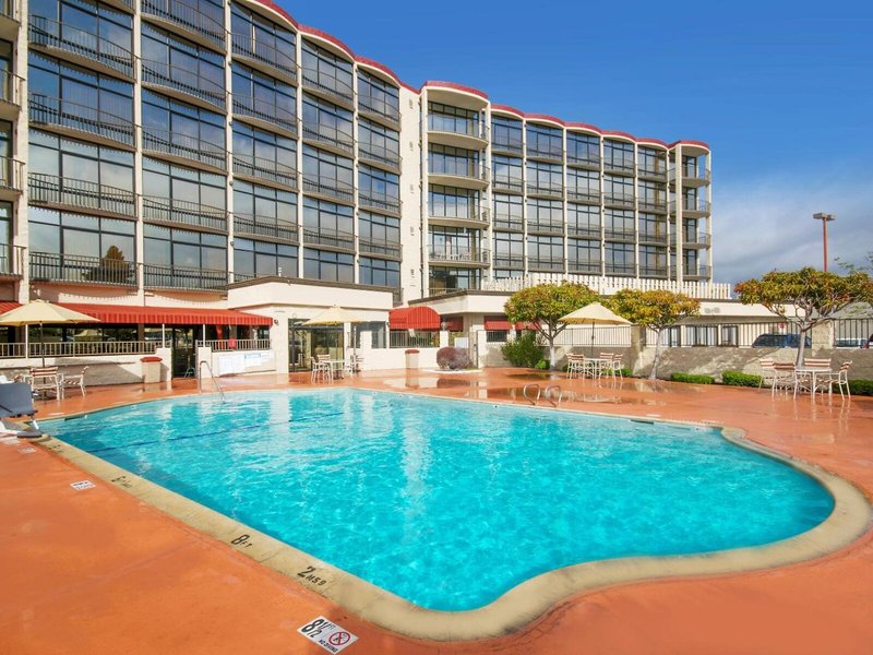 Oakland Airport Executive Hotel 4