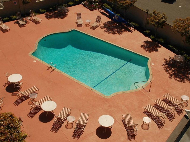 Oakland Airport Executive Hotel 7