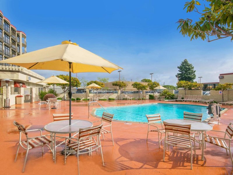 Oakland Airport Executive Hotel 10
