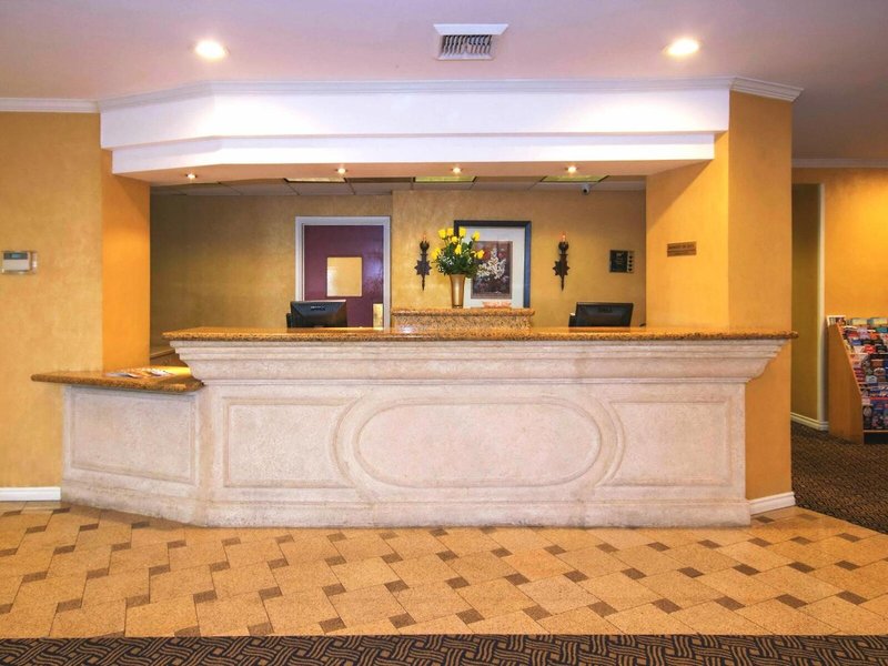 Oakland Airport Executive Hotel 11