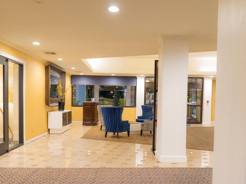 Oakland Airport Executive Hotel 13