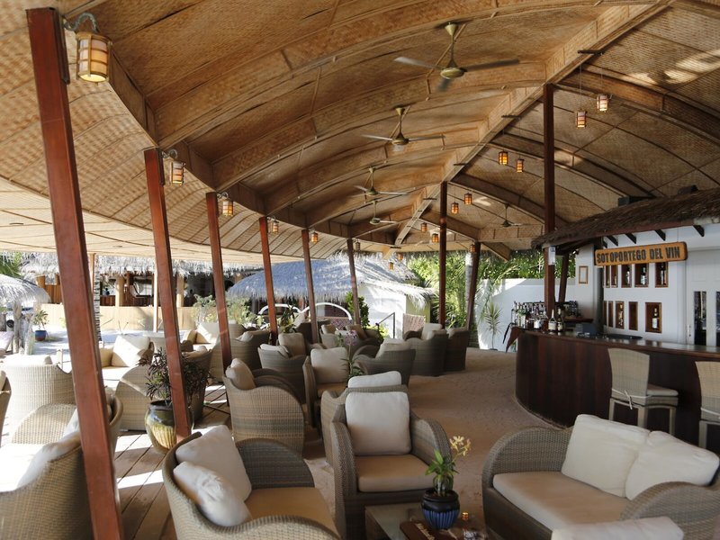 Nika Island Resort 6