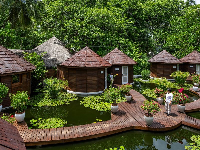 Nika Island Resort 10