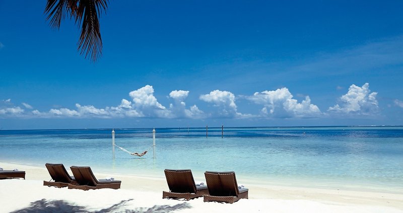 Nika Island Resort & Spa 2