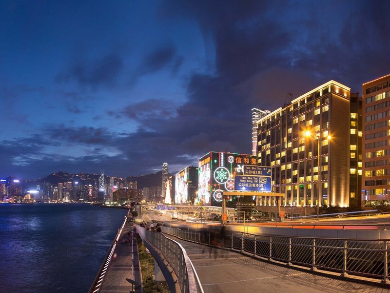 New World Millennium Hong Kong 2