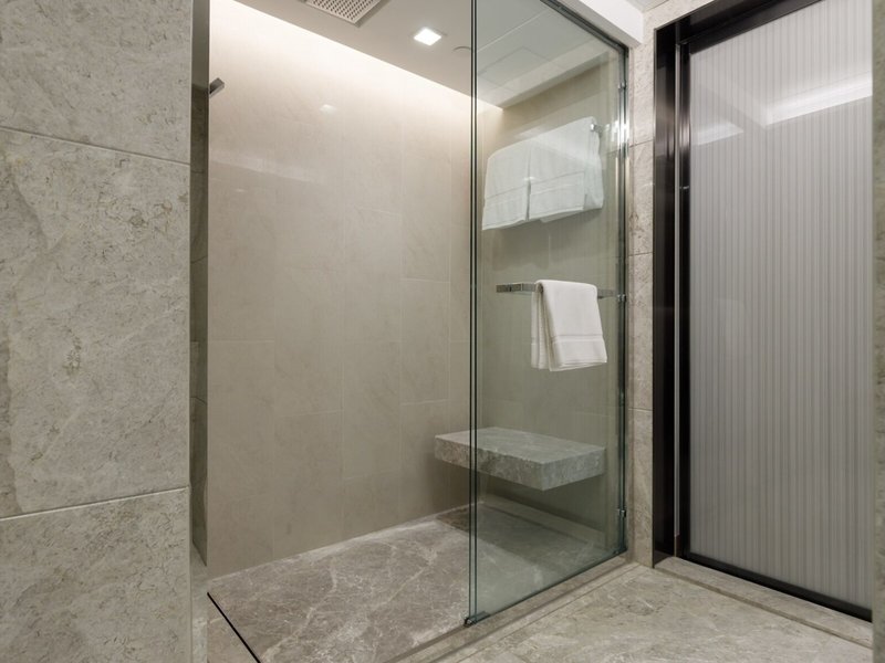 New World Millennium Hong Kong 44