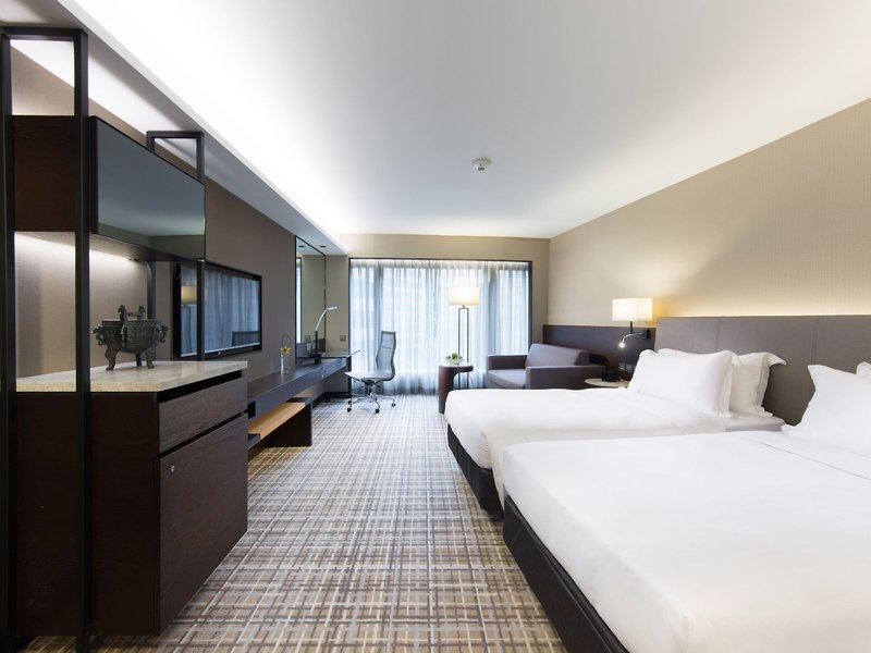 New World Millennium Hong Kong 46