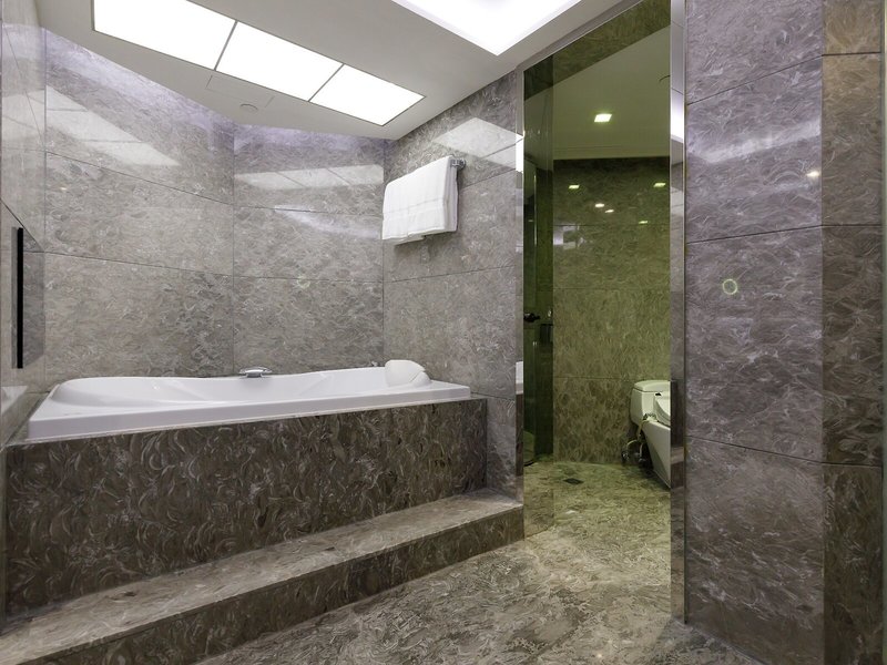 New World Millennium Hong Kong 48