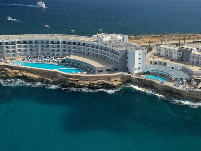 Paradise Bay Resort 3