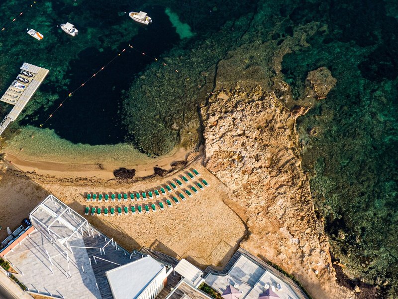 Paradise Bay Resort 7