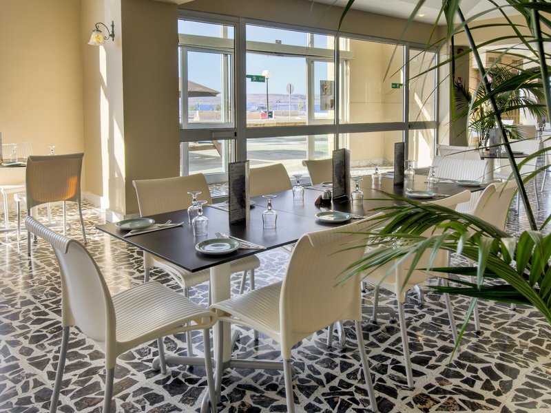 Paradise Bay Resort 28