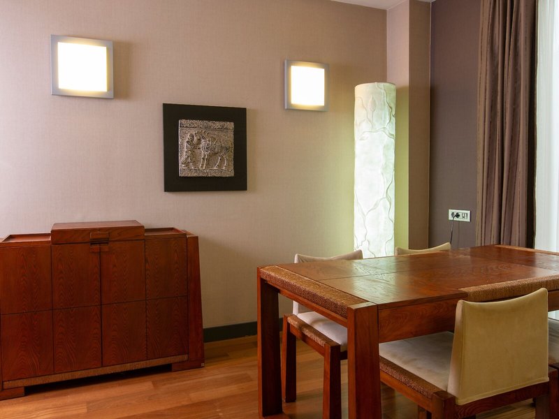 Nippon Hotel 22