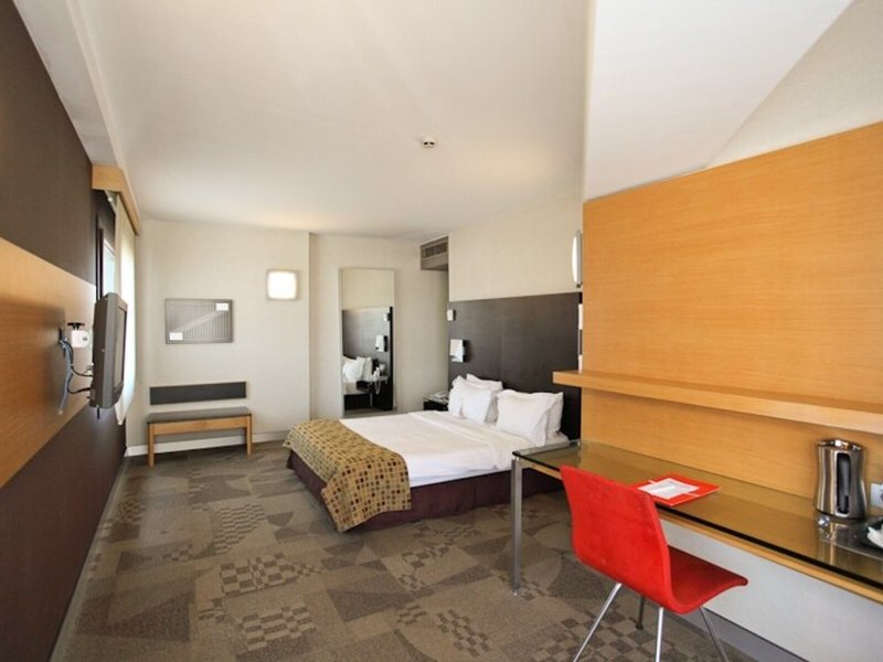 Nippon Hotel 33