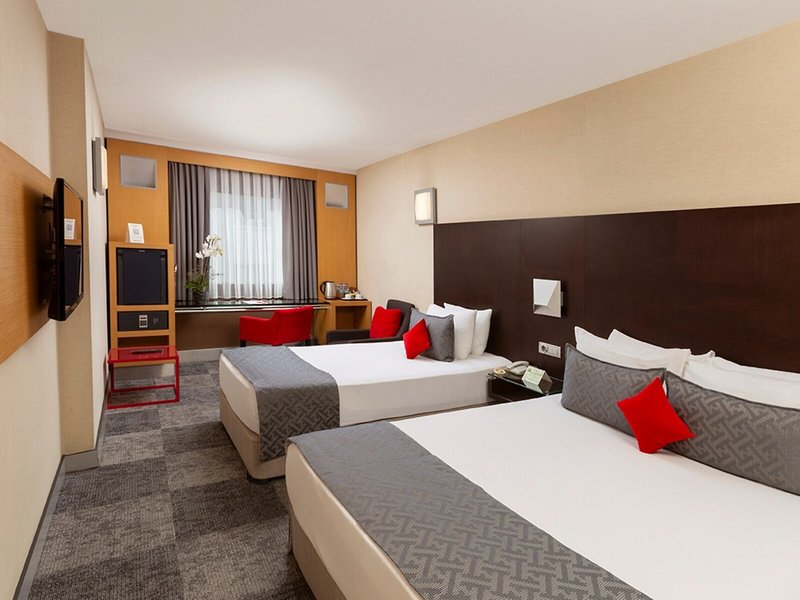Nippon Hotel 35