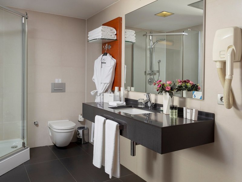 Nippon Hotel 41