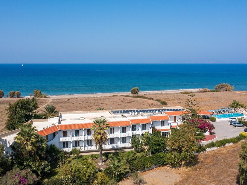 Nirvana Beach Hotel 2