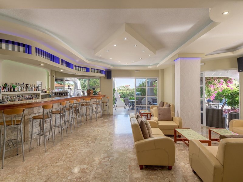 Nirvana Beach Hotel 19