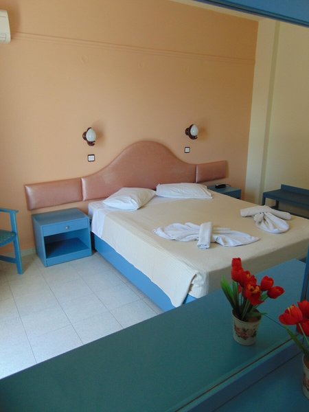 Nirvana Beach Hotel 40