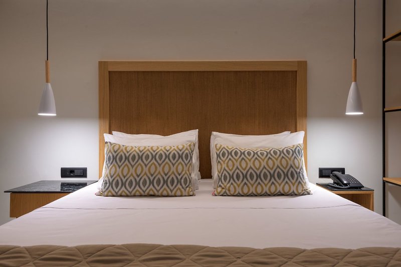 Nirvana Beach Hotel 18