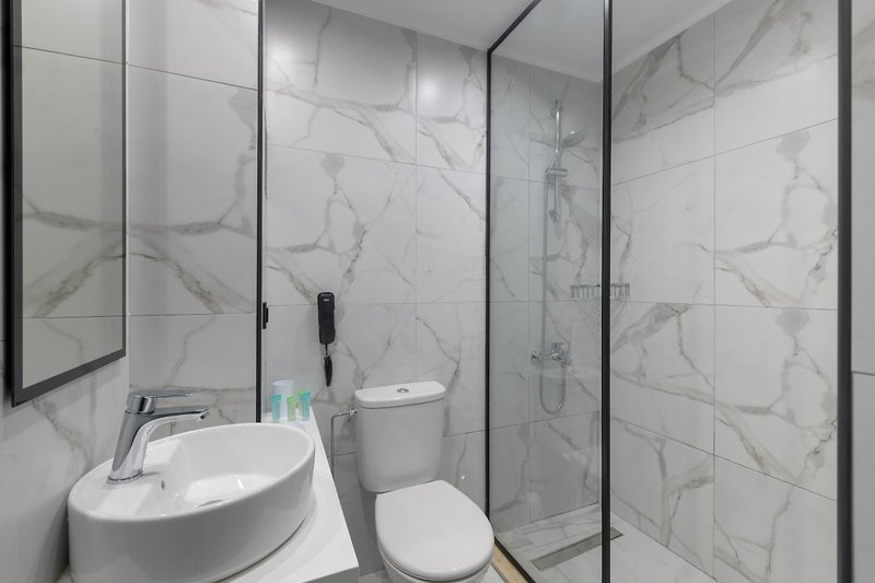 Nirvana Beach Hotel 20