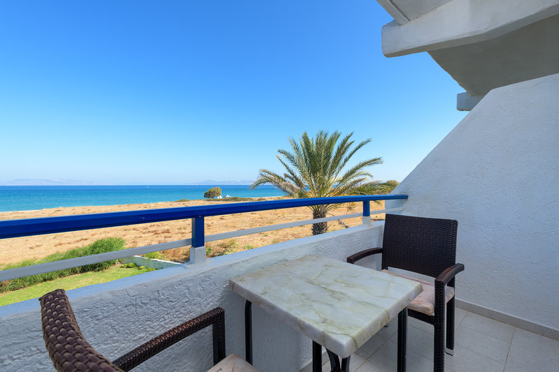 Nirvana Beach Hotel 24