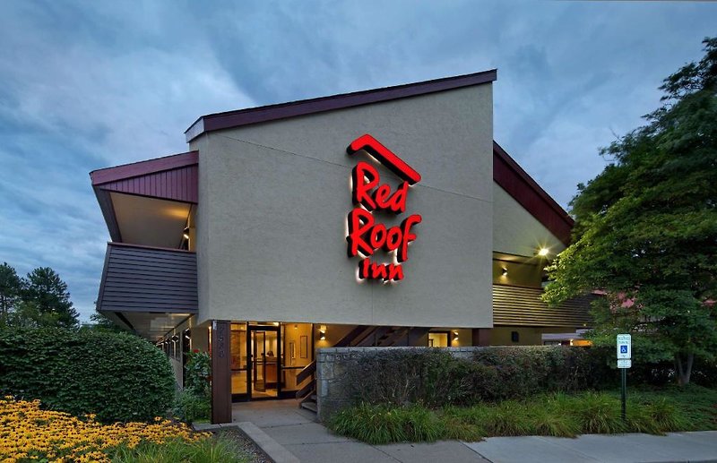 Red Roof Inn Detroit-Rochester Hills/ Auburn Hills