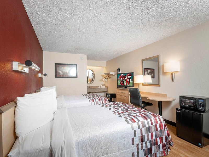 Red Roof Inn Edison 12