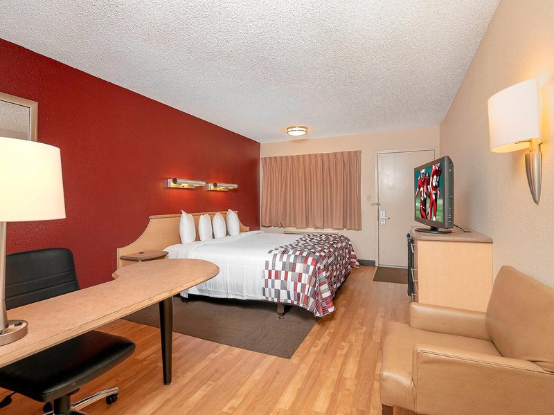 Red Roof Inn Edison 23
