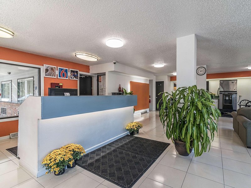 Motel 6 Albany Airport 10