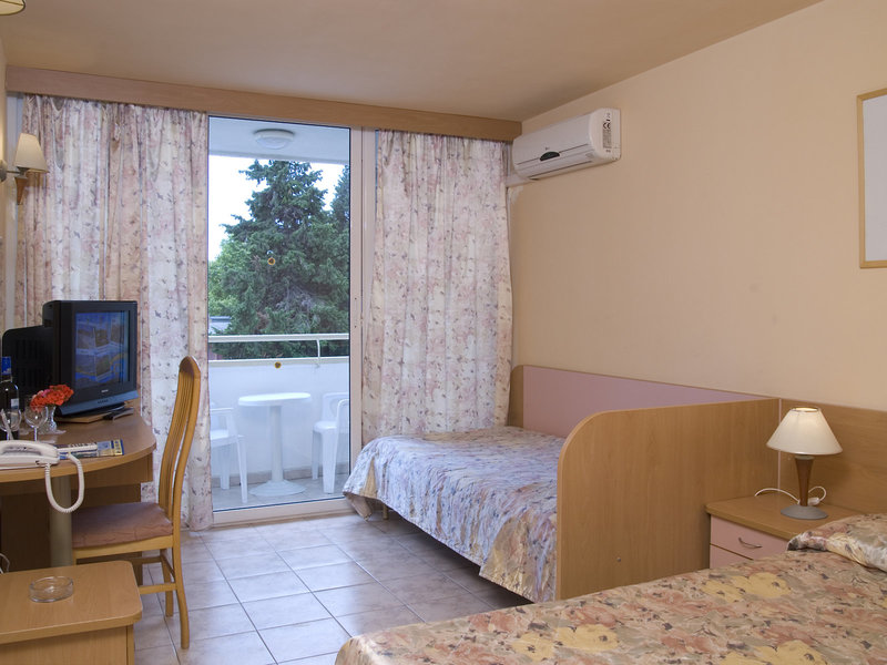 Hotel Oasis 9
