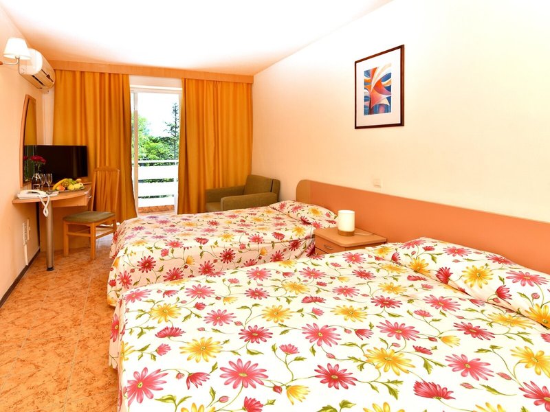 Hotel Oasis 13