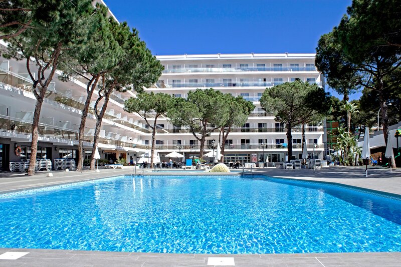 Hotel Oasis Park Salou 1