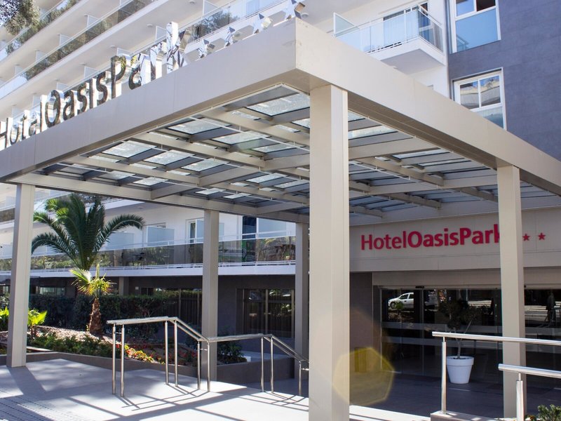 Hotel Oasis Park Salou 3