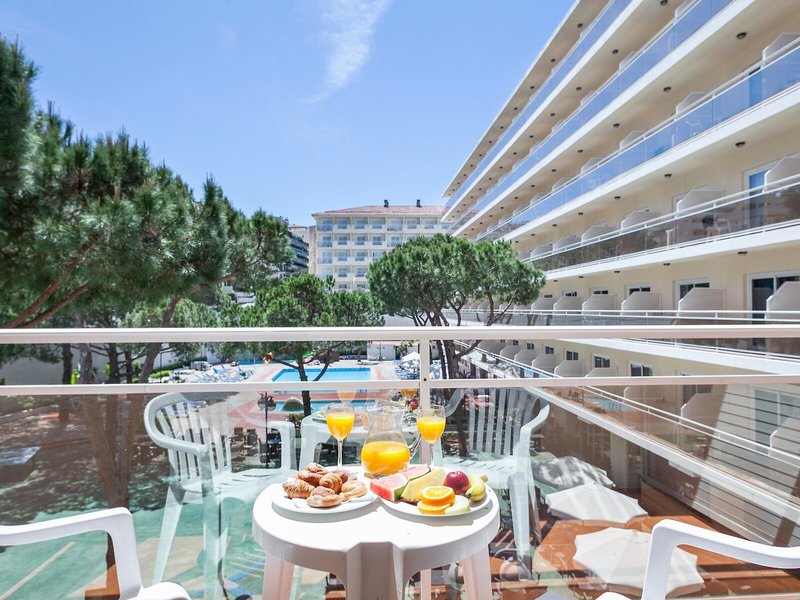 Hotel Oasis Park Salou 15