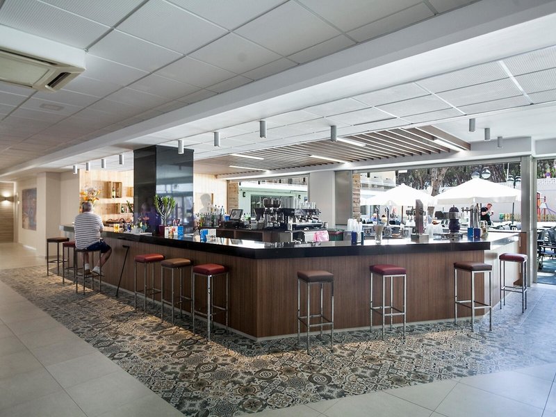 Hotel Oasis Park Salou 16