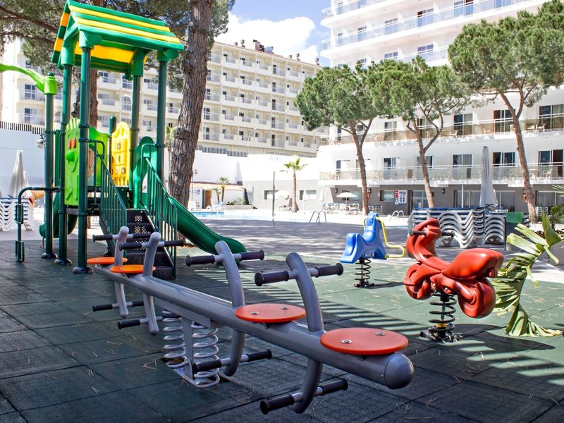Hotel Oasis Park Salou 24
