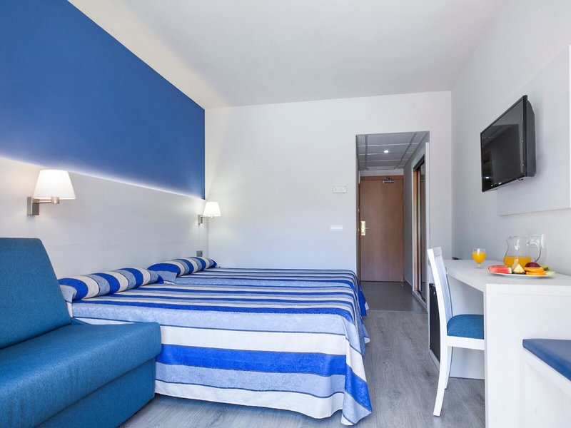 Hotel Oasis Park Salou 36
