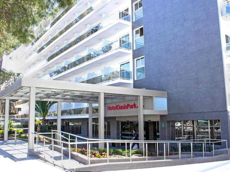 Hotel Oasis Park Salou 1