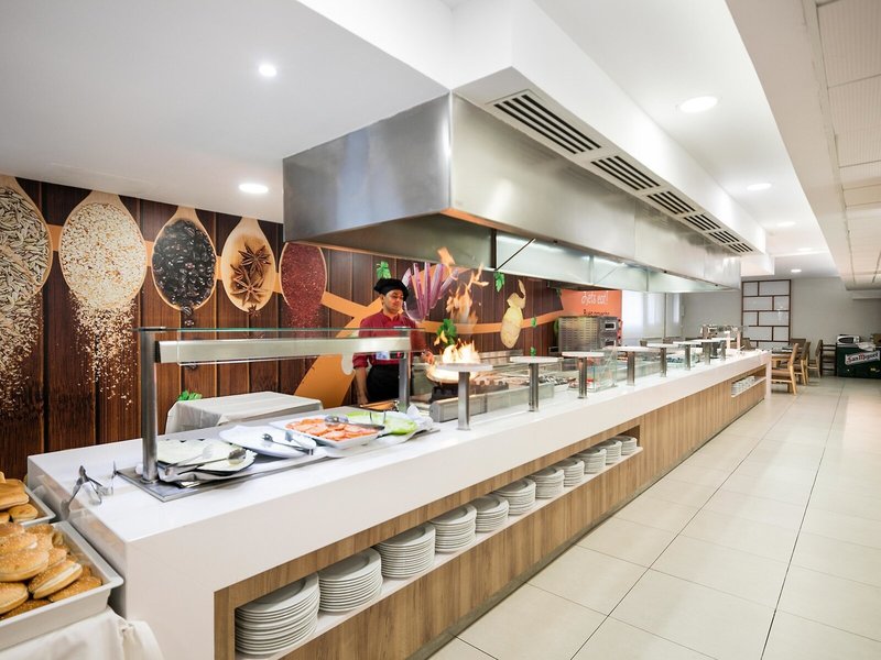 Hotel Oasis Park Salou 20