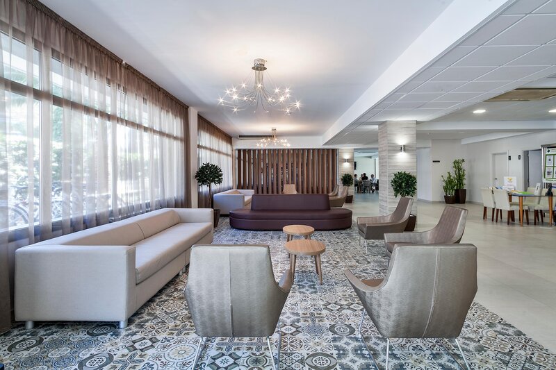 Hotel Oasis Park Salou 18 - Lounge / Lobby