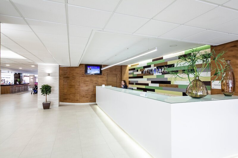 Hotel Oasis Park Salou 19 - Lounge / Lobby
