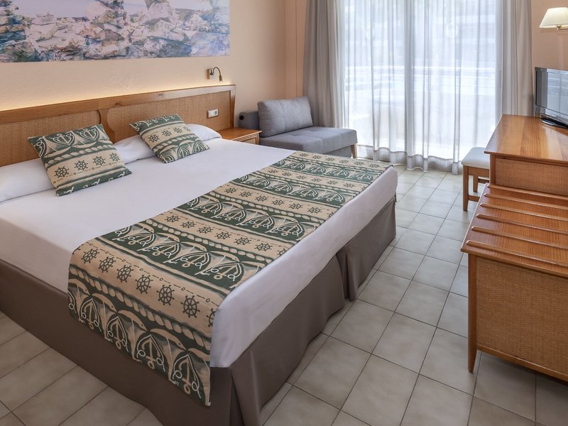 GHT Oasis Tossa & Spa 43